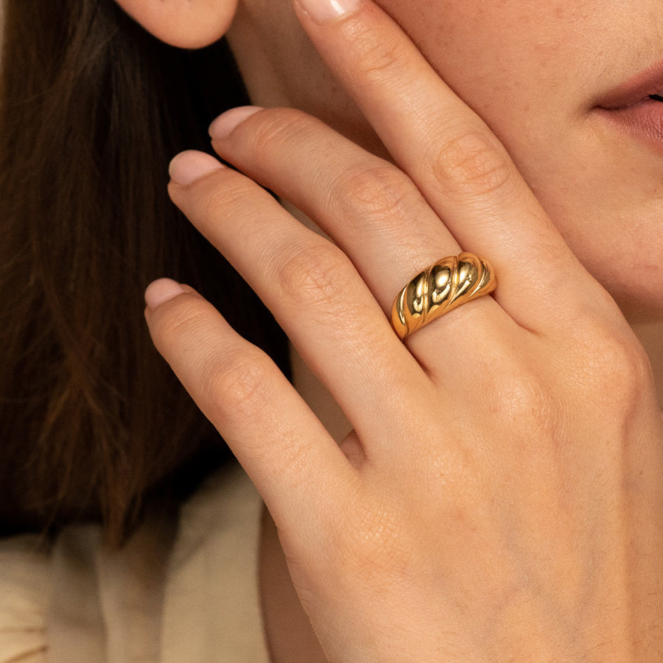 Croissant Dome Ring