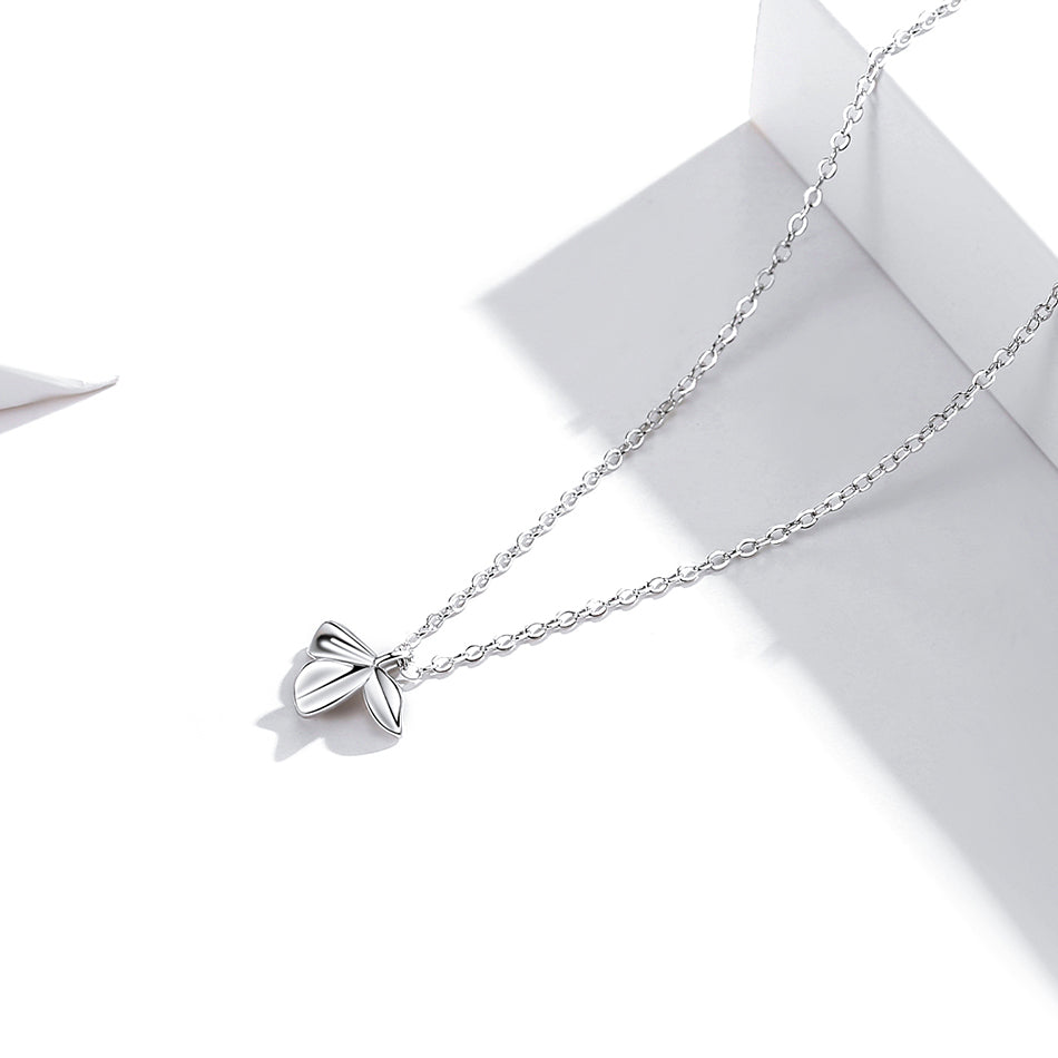 Daffodil Flower Pendant Necklace
