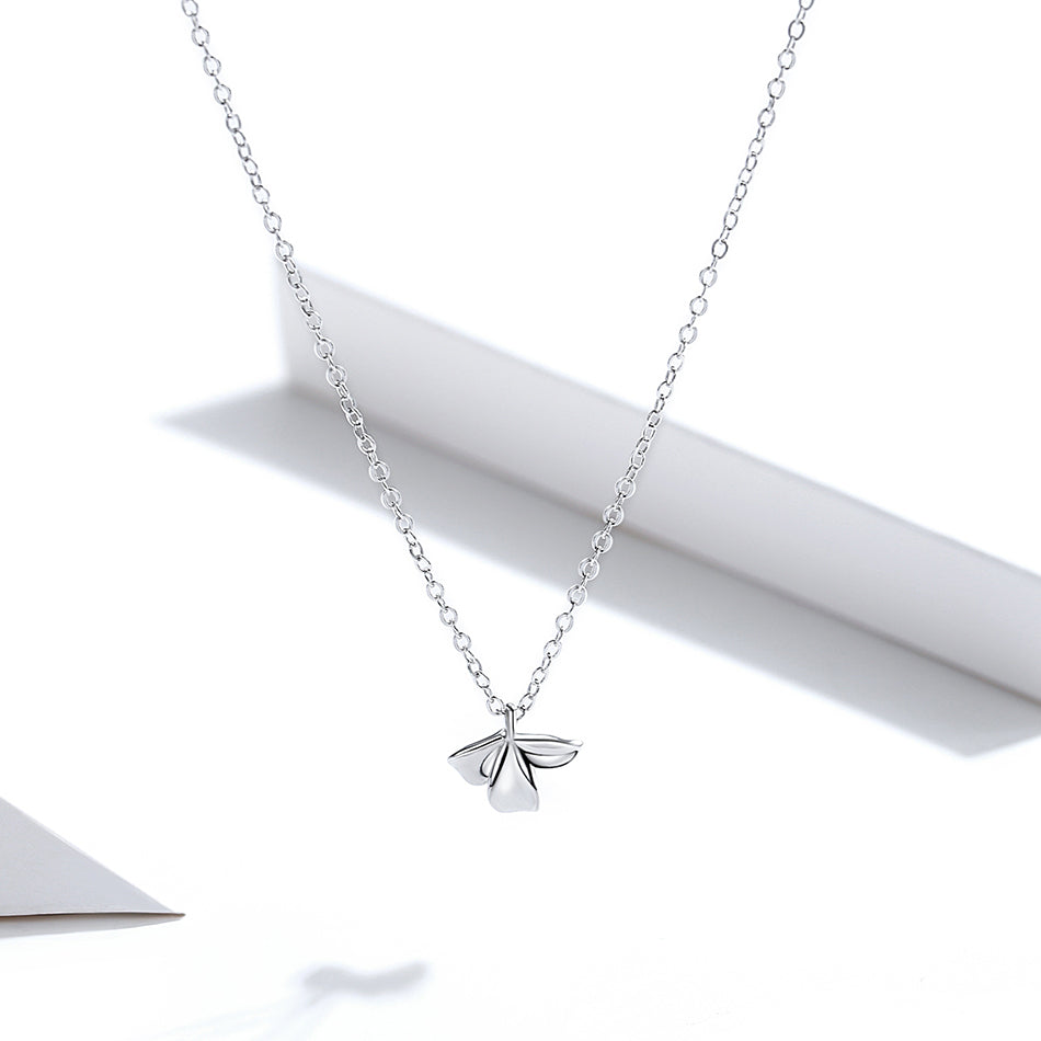 Daffodil Flower Pendant Necklace