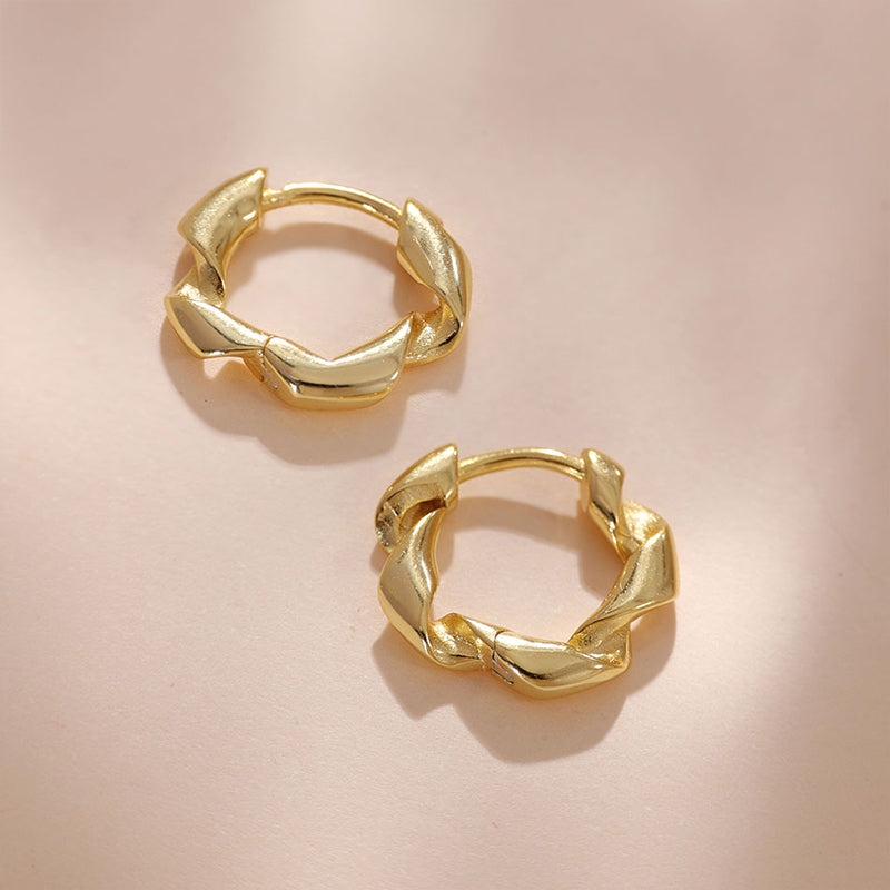 Twisted Huggies Hoop Earring