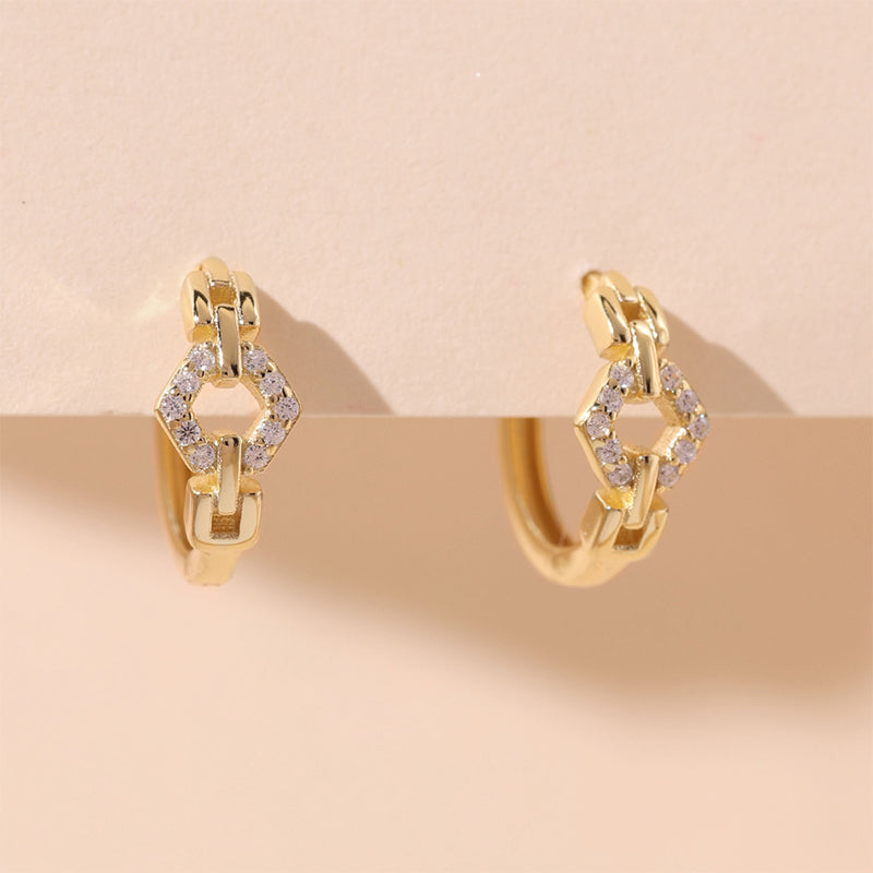 Chain Linked Huggies Earring