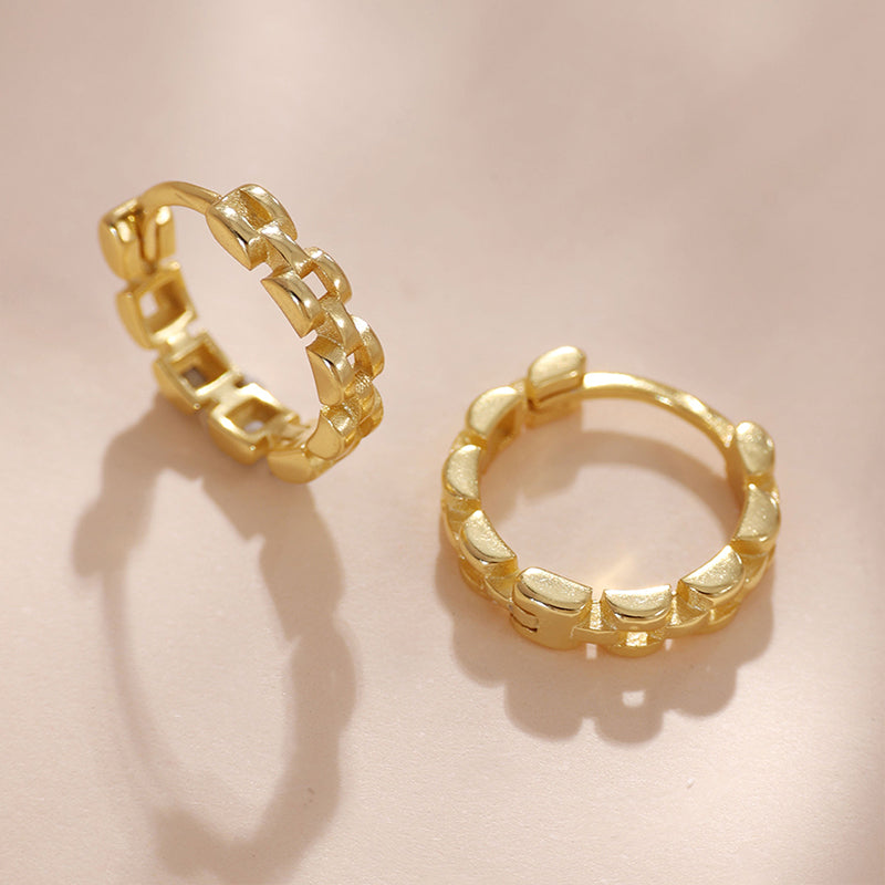 Chain Huggies Earring