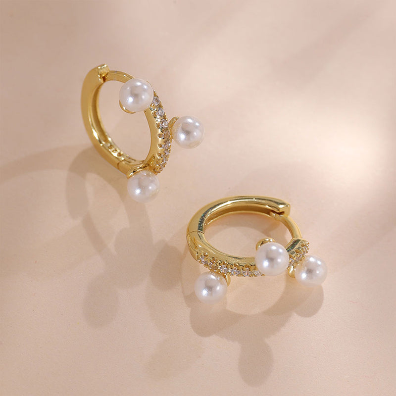 Trio Pearl Huggies Earring